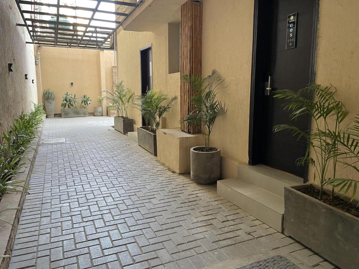 Hotel Hamsun Shahrah-E-Faisal Karachi Exterior foto