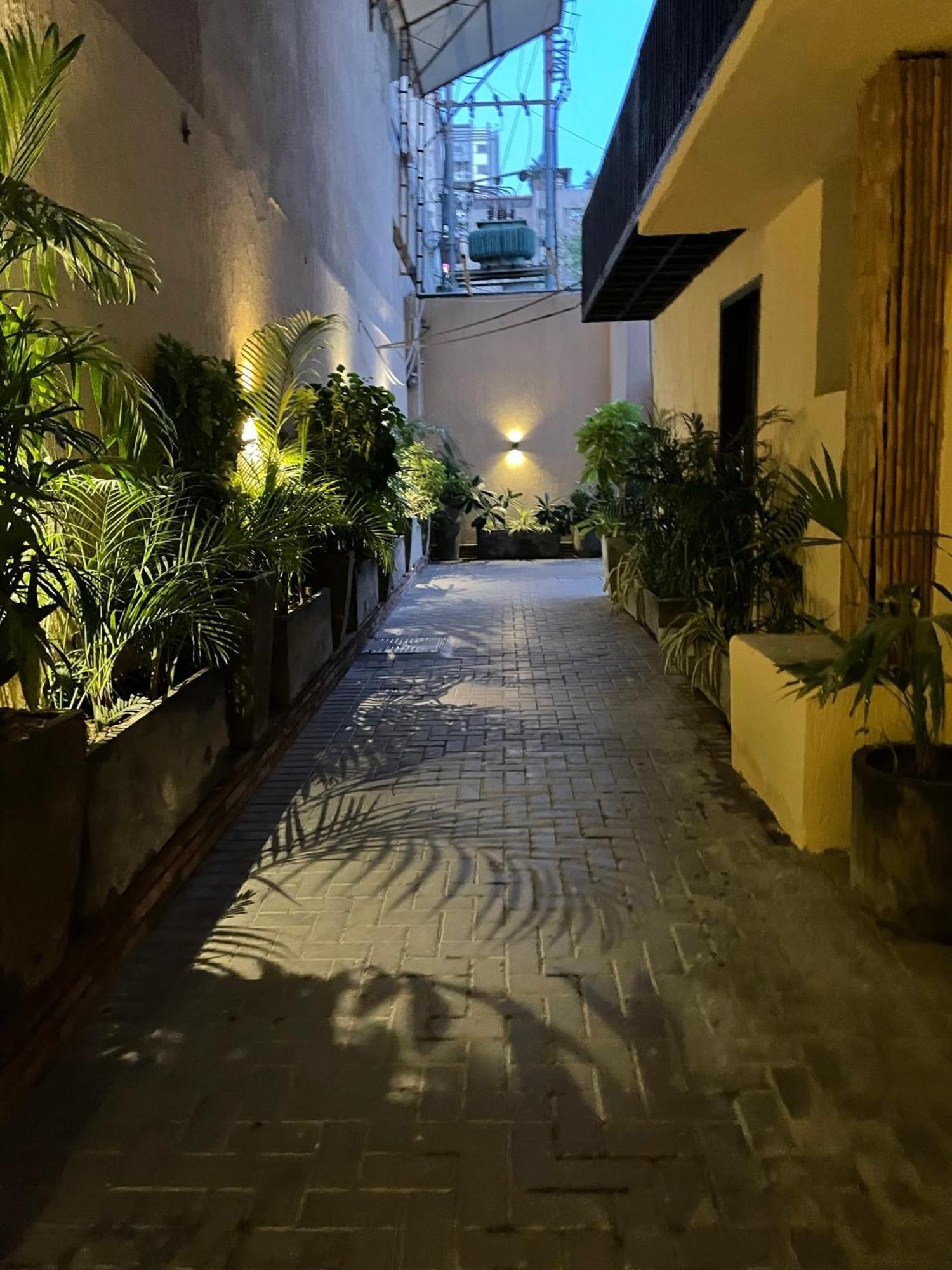 Hotel Hamsun Shahrah-E-Faisal Karachi Exterior foto
