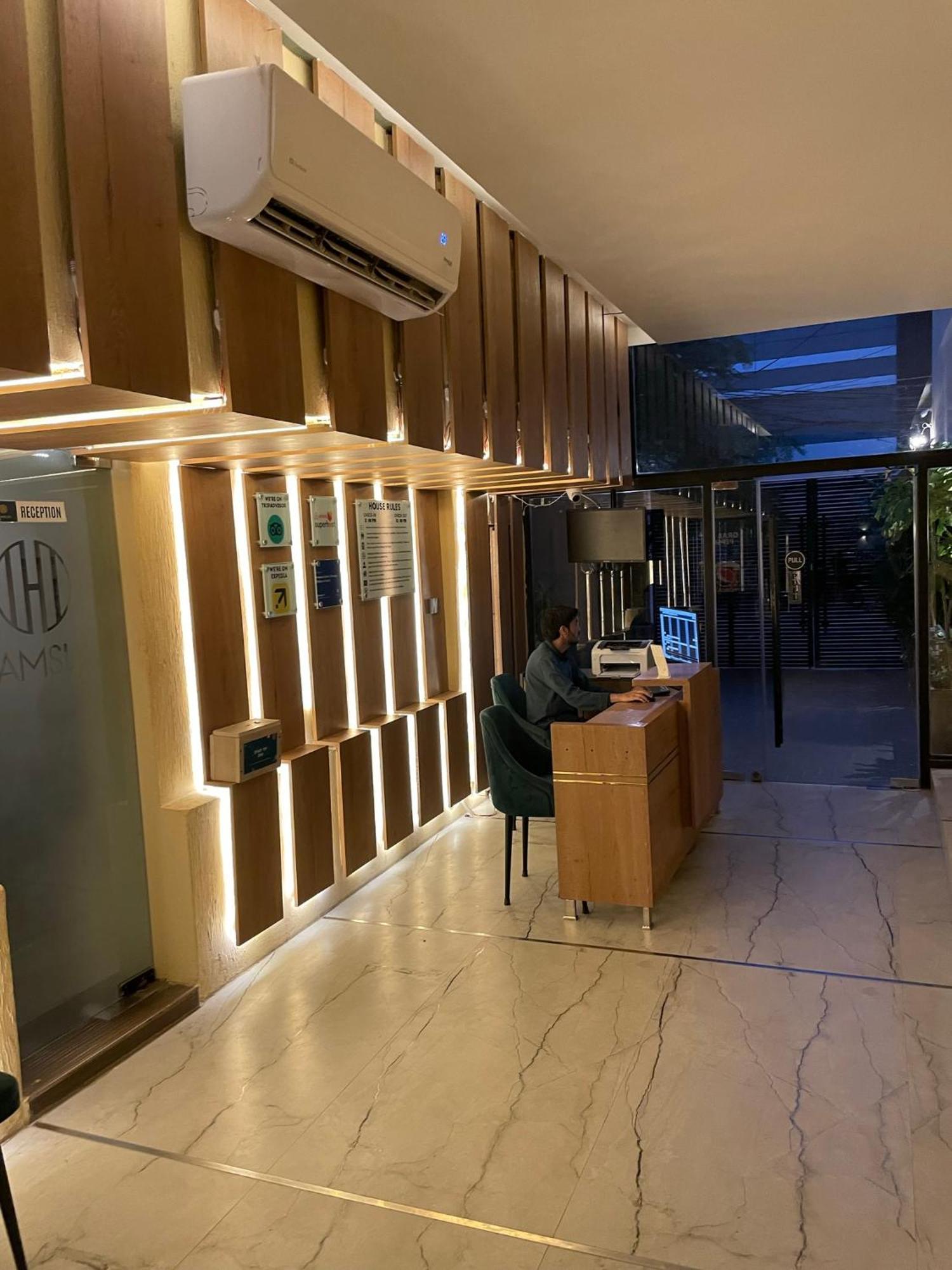 Hotel Hamsun Shahrah-E-Faisal Karachi Exterior foto