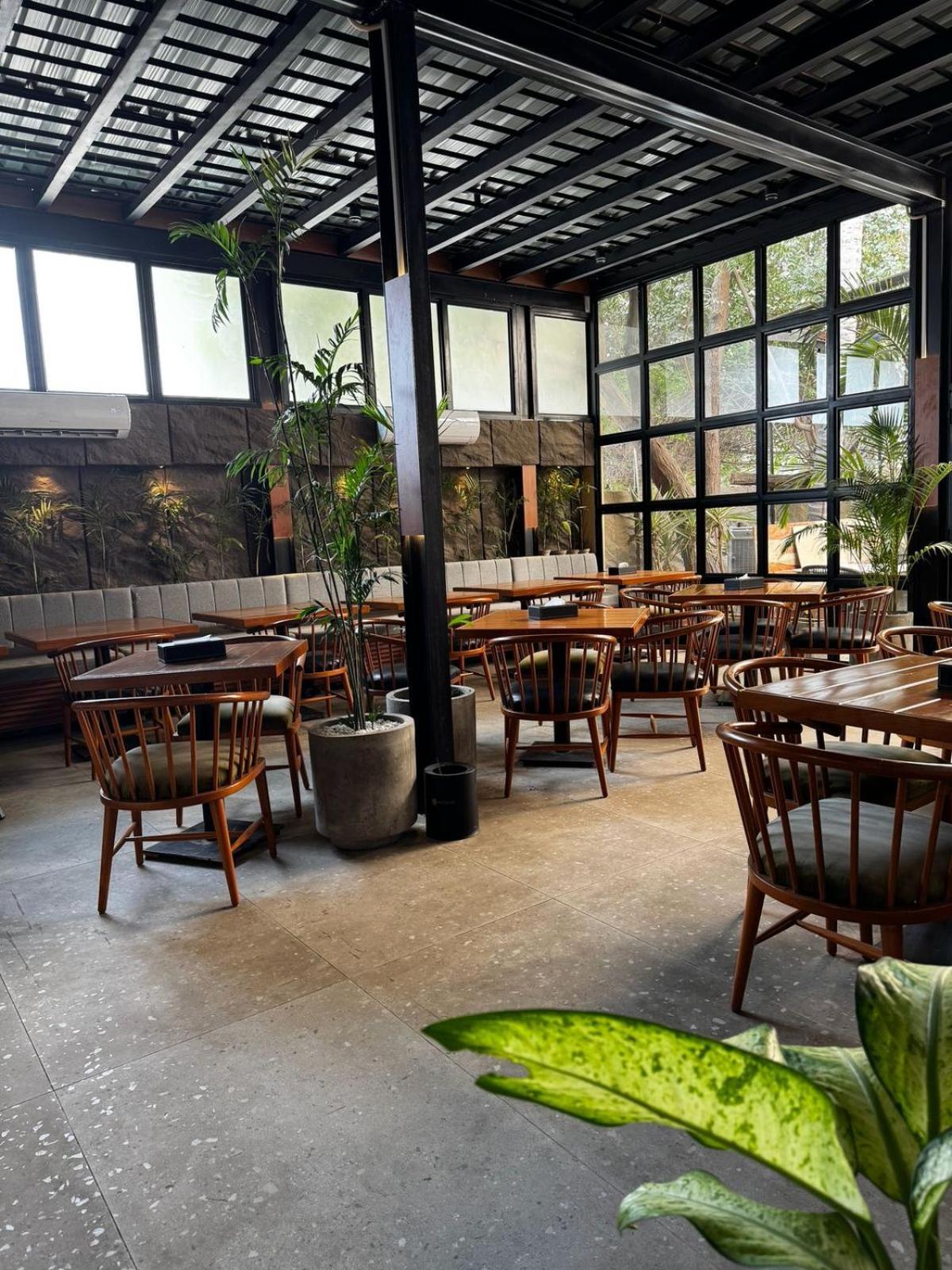 Hotel Hamsun Shahrah-E-Faisal Karachi Exterior foto